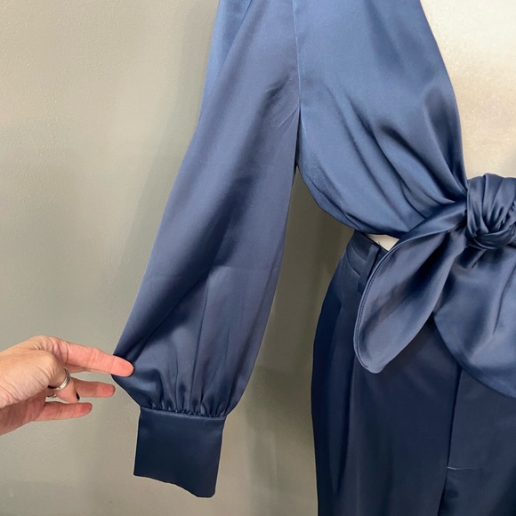 WAYF 2 Pc Blue Satin Crop Tie Top Wide Leg Pants W/pockets Parties Celebrating M - Picture 8 of 17